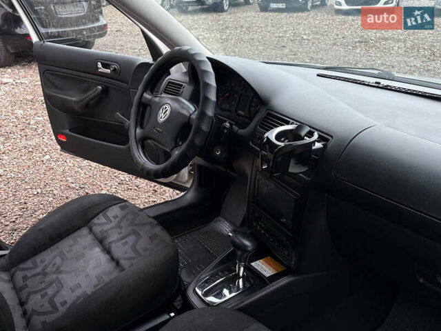 Серый Фольксваген Бора, объемом двигателя 1.6 л и пробегом 185 тыс. км за 4900 $, фото 18 на Automoto.ua