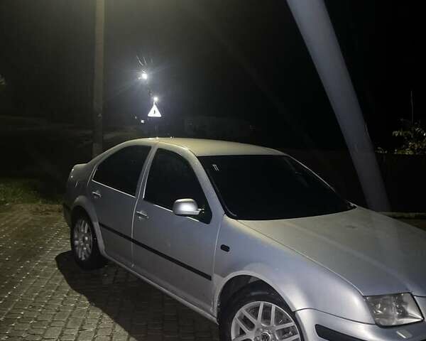 Серый Фольксваген Бора, объемом двигателя 1.6 л и пробегом 360 тыс. км за 2800 $, фото 13 на Automoto.ua