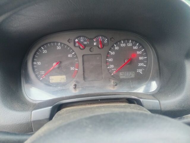 Серый Фольксваген Бора, объемом двигателя 1.9 л и пробегом 422 тыс. км за 2135 $, фото 2 на Automoto.ua