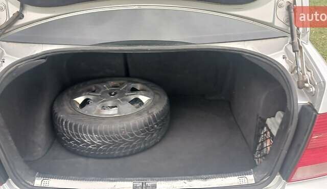 Сірий Фольксваген Бора, об'ємом двигуна 1.6 л та пробігом 380 тис. км за 3400 $, фото 10 на Automoto.ua