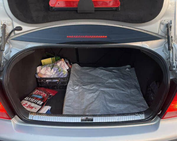 Сірий Фольксваген Бора, об'ємом двигуна 1.6 л та пробігом 267 тис. км за 4300 $, фото 6 на Automoto.ua