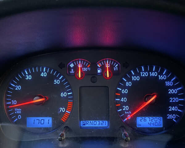 Сірий Фольксваген Бора, об'ємом двигуна 1.6 л та пробігом 267 тис. км за 4300 $, фото 13 на Automoto.ua