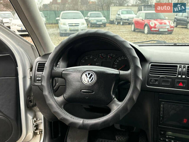 Серый Фольксваген Бора, объемом двигателя 1.6 л и пробегом 185 тыс. км за 4900 $, фото 14 на Automoto.ua