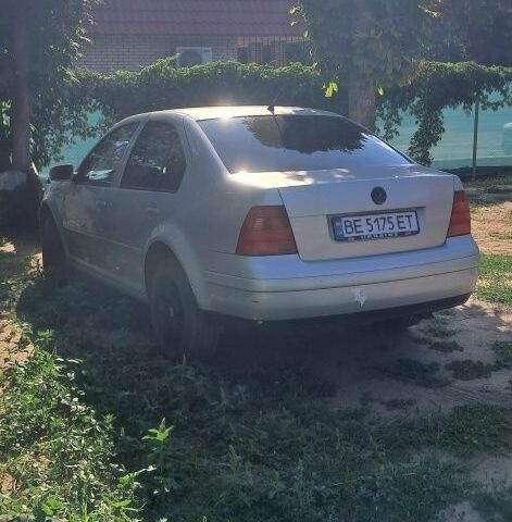 Сірий Фольксваген Бора, об'ємом двигуна 1.6 л та пробігом 225 тис. км за 4000 $, фото 4 на Automoto.ua
