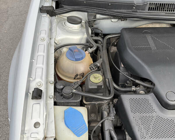 Серый Фольксваген Бора, объемом двигателя 1.6 л и пробегом 178 тыс. км за 5300 $, фото 26 на Automoto.ua