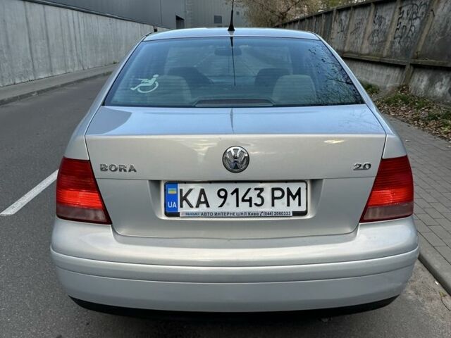 Серый Фольксваген Бора, объемом двигателя 2 л и пробегом 250 тыс. км за 3450 $, фото 5 на Automoto.ua