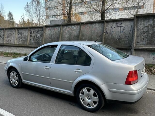 Серый Фольксваген Бора, объемом двигателя 2 л и пробегом 250 тыс. км за 3450 $, фото 4 на Automoto.ua