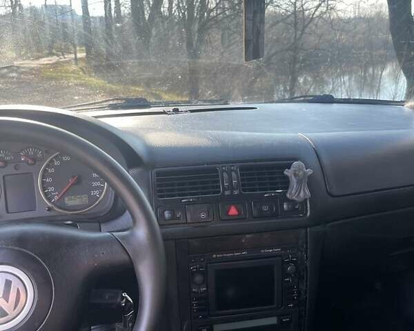 Сірий Фольксваген Бора, об'ємом двигуна 1.6 л та пробігом 360 тис. км за 3400 $, фото 12 на Automoto.ua