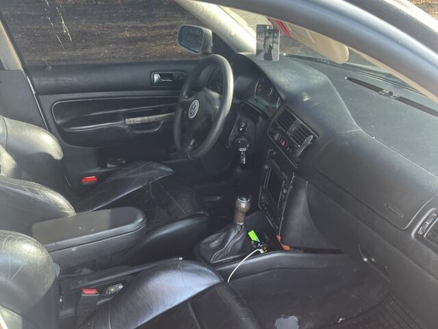 Сірий Фольксваген Бора, об'ємом двигуна 1.6 л та пробігом 3 тис. км за 3400 $, фото 9 на Automoto.ua