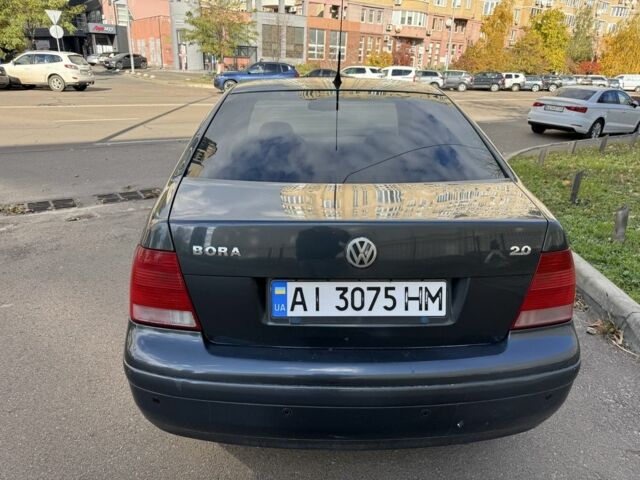 Серый Фольксваген Бора, объемом двигателя 2 л и пробегом 330 тыс. км за 2800 $, фото 5 на Automoto.ua