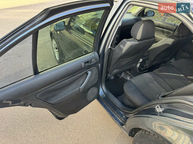 Серый Фольксваген Бора, объемом двигателя 2 л и пробегом 320 тыс. км за 2800 $, фото 10 на Automoto.ua