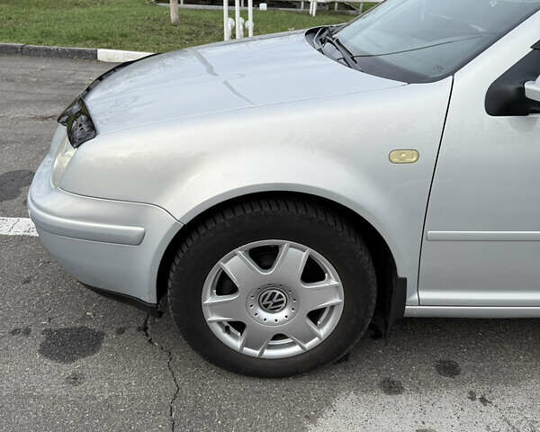 Серый Фольксваген Бора, объемом двигателя 1.6 л и пробегом 178 тыс. км за 5300 $, фото 9 на Automoto.ua