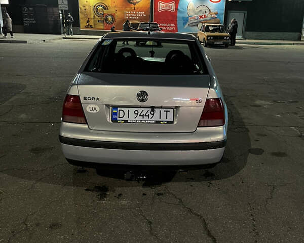 Серый Фольксваген Бора, объемом двигателя 1.6 л и пробегом 364 тыс. км за 4200 $, фото 3 на Automoto.ua