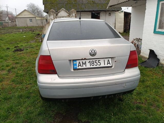 Серый Фольксваген Бора, объемом двигателя 2.3 л и пробегом 540 тыс. км за 1550 $, фото 3 на Automoto.ua