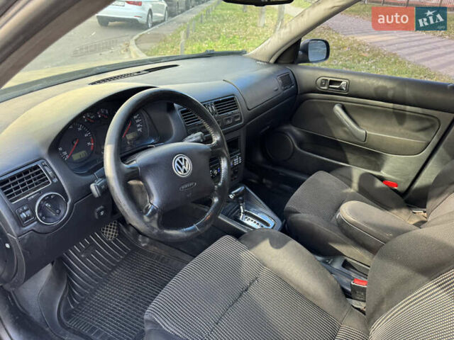 Серый Фольксваген Бора, объемом двигателя 2 л и пробегом 320 тыс. км за 2800 $, фото 9 на Automoto.ua