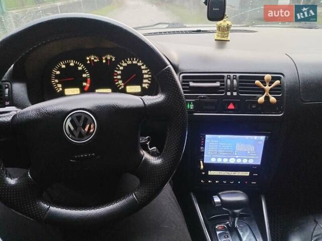 Сірий Фольксваген Бора, об'ємом двигуна 1.6 л та пробігом 360 тис. км за 4200 $, фото 1 на Automoto.ua