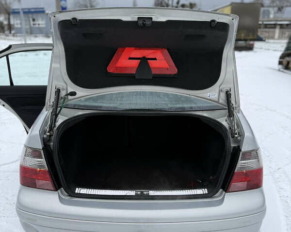 Серый Фольксваген Бора, объемом двигателя 1.6 л и пробегом 229 тыс. км за 3300 $, фото 20 на Automoto.ua