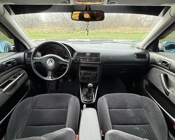 Серый Фольксваген Бора, объемом двигателя 1.6 л и пробегом 178 тыс. км за 5300 $, фото 38 на Automoto.ua