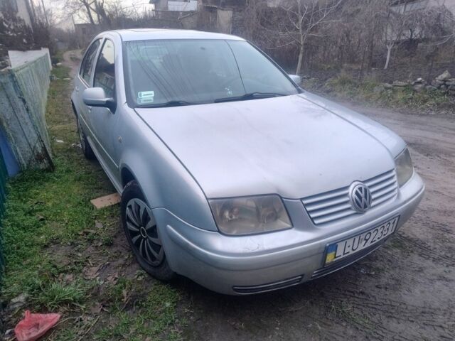 Серый Фольксваген Бора, объемом двигателя 1.9 л и пробегом 422 тыс. км за 2135 $, фото 1 на Automoto.ua