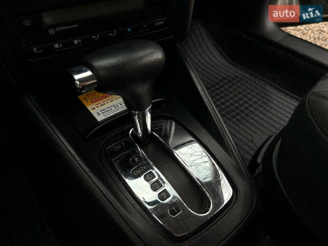 Серый Фольксваген Бора, объемом двигателя 1.6 л и пробегом 185 тыс. км за 4900 $, фото 20 на Automoto.ua