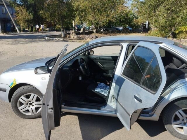 Серый Фольксваген Бора, объемом двигателя 1.6 л и пробегом 255 тыс. км за 1400 $, фото 8 на Automoto.ua