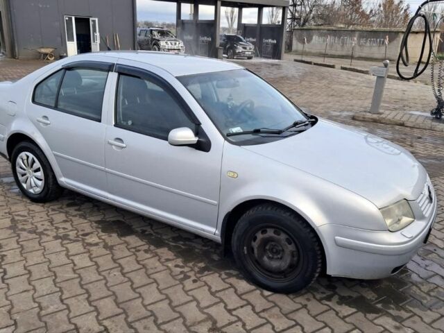 Серый Фольксваген Бора, объемом двигателя 1.9 л и пробегом 333 тыс. км за 2100 $, фото 3 на Automoto.ua