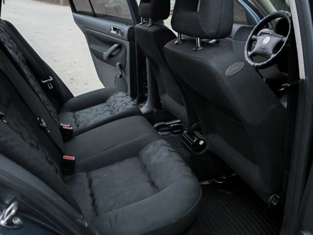 Сірий Фольксваген Бора, об'ємом двигуна 0 л та пробігом 300 тис. км за 3250 $, фото 16 на Automoto.ua