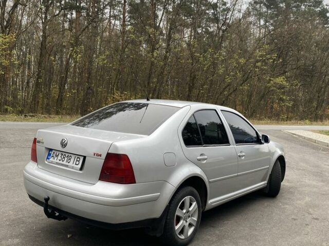 Серый Фольксваген Бора, объемом двигателя 1.9 л и пробегом 300 тыс. км за 4300 $, фото 2 на Automoto.ua