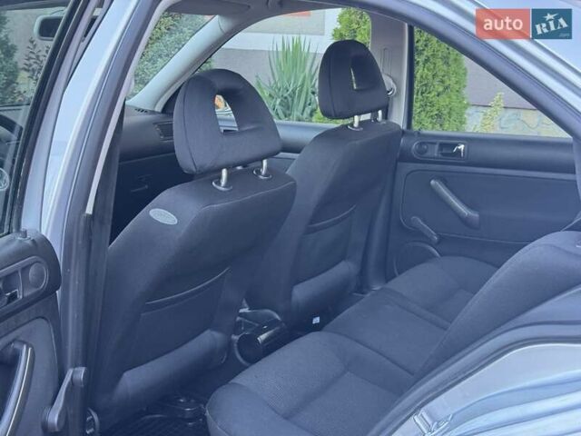 Серый Фольксваген Бора, объемом двигателя 1.6 л и пробегом 140 тыс. км за 4599 $, фото 71 на Automoto.ua