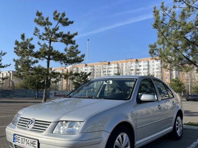 Серый Фольксваген Бора, объемом двигателя 1.4 л и пробегом 170 тыс. км за 4800 $, фото 1 на Automoto.ua