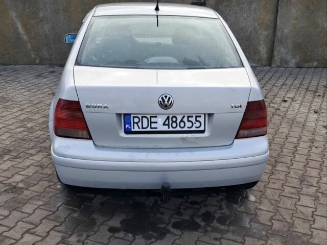 Серый Фольксваген Бора, объемом двигателя 1.9 л и пробегом 333 тыс. км за 2100 $, фото 4 на Automoto.ua