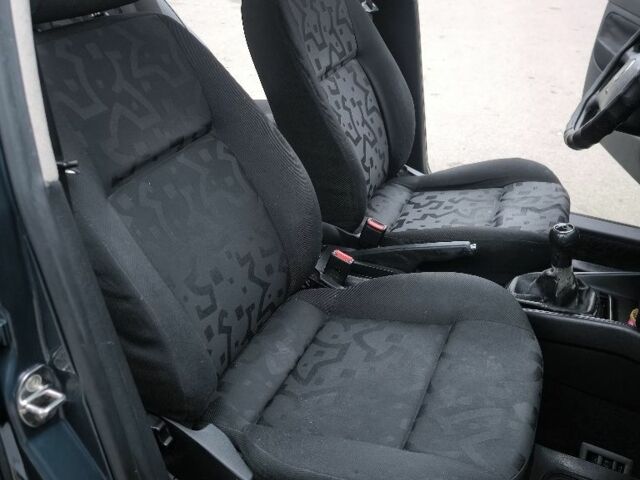 Сірий Фольксваген Бора, об'ємом двигуна 0 л та пробігом 300 тис. км за 3250 $, фото 19 на Automoto.ua