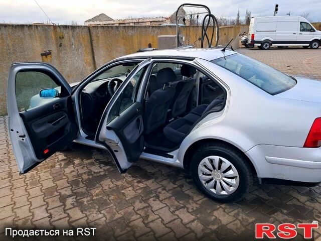 Серый Фольксваген Бора, объемом двигателя 1.9 л и пробегом 239 тыс. км за 1999 $, фото 5 на Automoto.ua