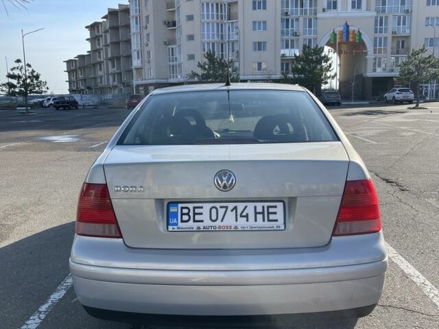 Серый Фольксваген Бора, объемом двигателя 1.4 л и пробегом 170 тыс. км за 4800 $, фото 3 на Automoto.ua