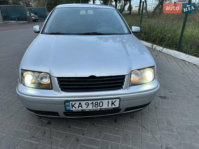 Сірий Фольксваген Бора, об'ємом двигуна 1.6 л та пробігом 263 тис. км за 3950 $, фото 1 на Automoto.ua