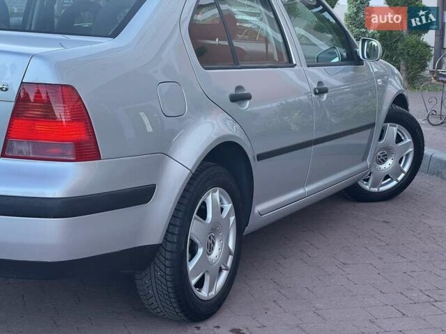 Серый Фольксваген Бора, объемом двигателя 1.6 л и пробегом 140 тыс. км за 4599 $, фото 41 на Automoto.ua