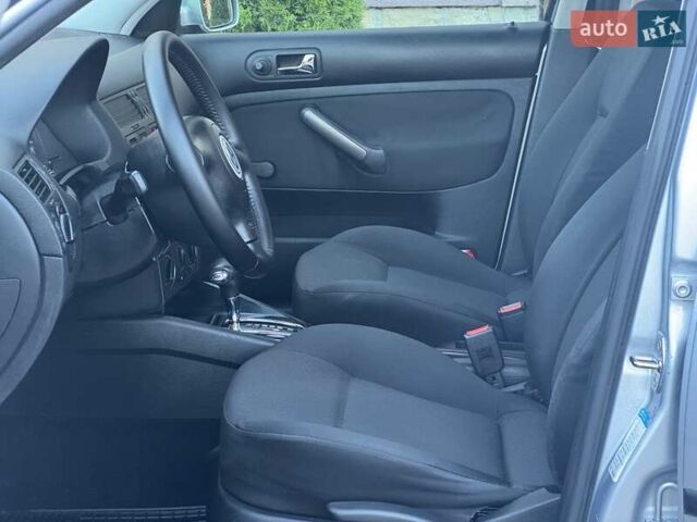 Серый Фольксваген Бора, объемом двигателя 1.6 л и пробегом 140 тыс. км за 4599 $, фото 64 на Automoto.ua