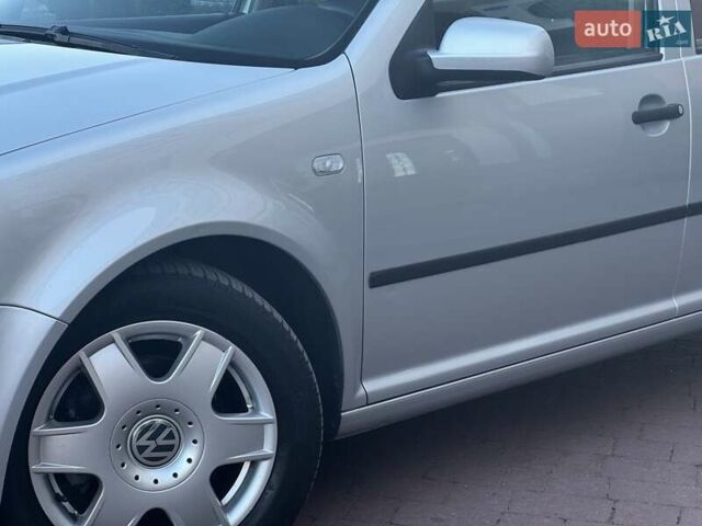 Серый Фольксваген Бора, объемом двигателя 1.6 л и пробегом 140 тыс. км за 4599 $, фото 12 на Automoto.ua