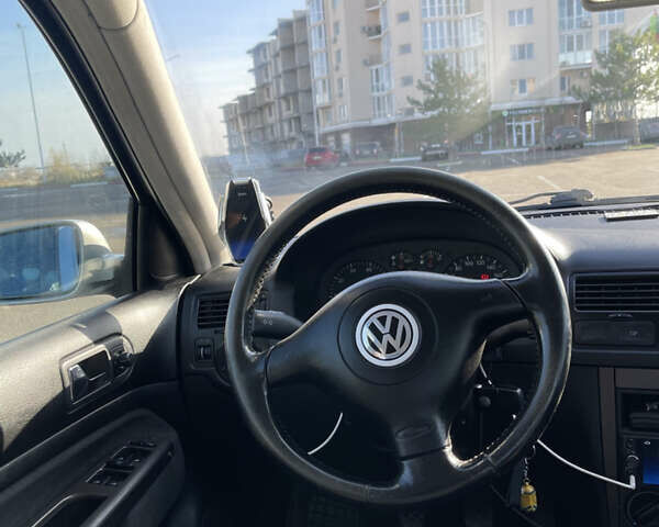 Серый Фольксваген Бора, объемом двигателя 1.39 л и пробегом 170 тыс. км за 4800 $, фото 17 на Automoto.ua