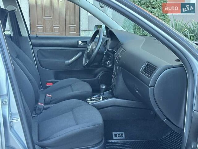 Серый Фольксваген Бора, объемом двигателя 1.6 л и пробегом 140 тыс. км за 4599 $, фото 81 на Automoto.ua