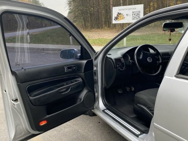 Серый Фольксваген Бора, объемом двигателя 1.9 л и пробегом 300 тыс. км за 4300 $, фото 4 на Automoto.ua