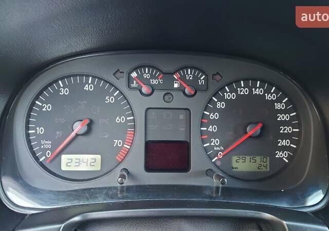 Фольксваген Бора 2000 у Бучаче на Automoto.ua Сірий Фольксваген Бора, об'ємом двигуна 1.6 л та пробігом 290 тис. км за 4300 $, фото 4 на Automoto.ua