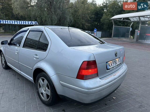Сірий Фольксваген Бора, об'ємом двигуна 1.6 л та пробігом 263 тис. км за 3950 $, фото 3 на Automoto.ua