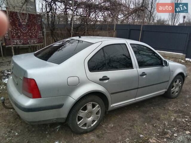 Серый Фольксваген Бора, объемом двигателя 1.98 л и пробегом 195 тыс. км за 3500 $, фото 3 на Automoto.ua