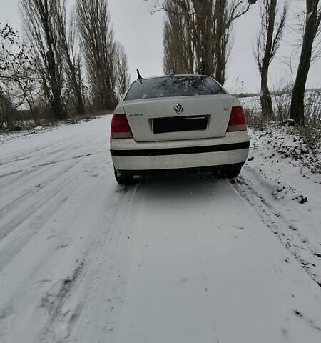 Сірий Фольксваген Бора, об'ємом двигуна 1.6 л та пробігом 192 тис. км за 5500 $, фото 9 на Automoto.ua