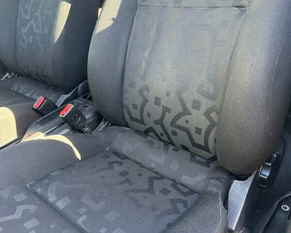 Сірий Фольксваген Бора, об'ємом двигуна 1.39 л та пробігом 230 тис. км за 4000 $, фото 7 на Automoto.ua