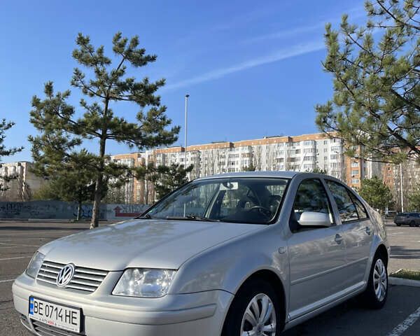 Серый Фольксваген Бора, объемом двигателя 1.39 л и пробегом 170 тыс. км за 4800 $, фото 1 на Automoto.ua