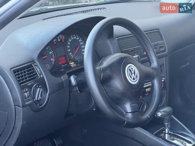 Серый Фольксваген Бора, объемом двигателя 1.6 л и пробегом 140 тыс. км за 4599 $, фото 65 на Automoto.ua