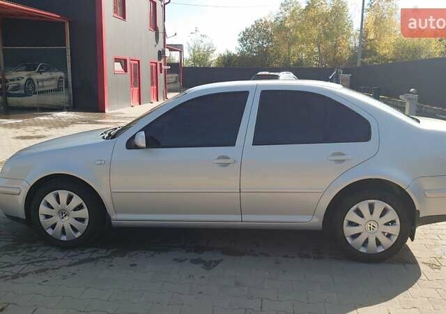 Фольксваген Бора 2000 у Бучаче на Automoto.ua Сірий Фольксваген Бора, об'ємом двигуна 1.6 л та пробігом 290 тис. км за 4300 $, фото 20 на Automoto.ua