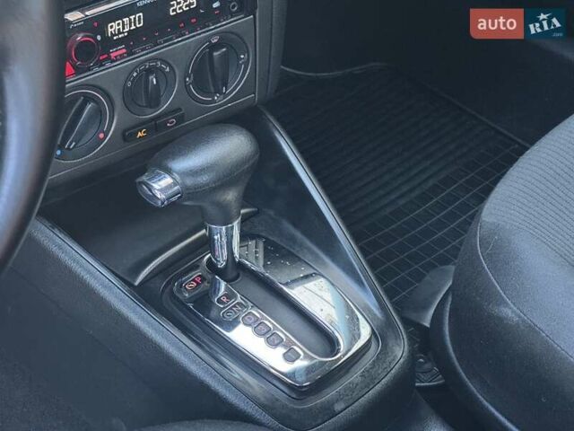 Серый Фольксваген Бора, объемом двигателя 1.6 л и пробегом 140 тыс. км за 4599 $, фото 68 на Automoto.ua